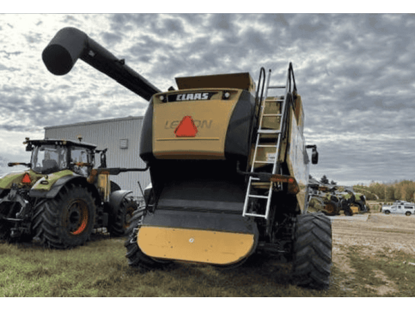 Комбайн CAT Lexion 760TT (2012)