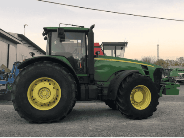 Трактор John Deere 8330 (2008)
