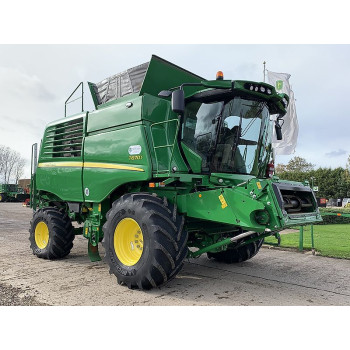 Комбайн John Deere T670i (2020)