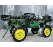 Обприскувач John Deere 4830