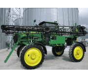 Опрыскиватель John Deere 4830