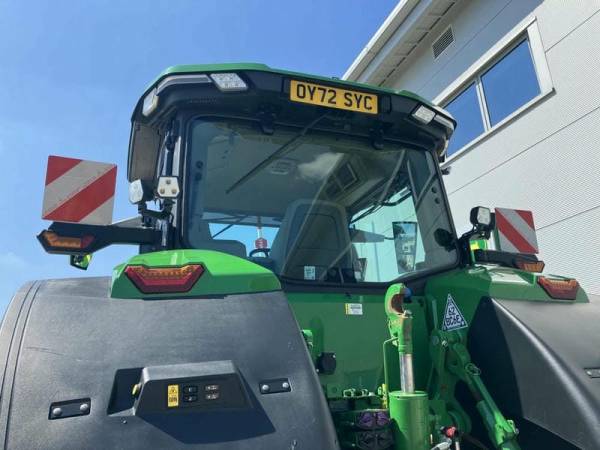 Трактор John Deere 8R 410 (2022)