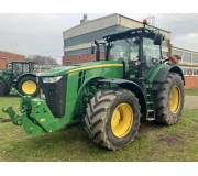 Трактор John Deere 8320R