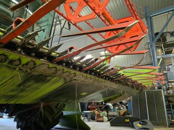 Комбайн Claas Avero 160 (2018)