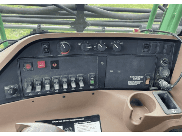 Опрыскиватель John Deere 4830 (2009)