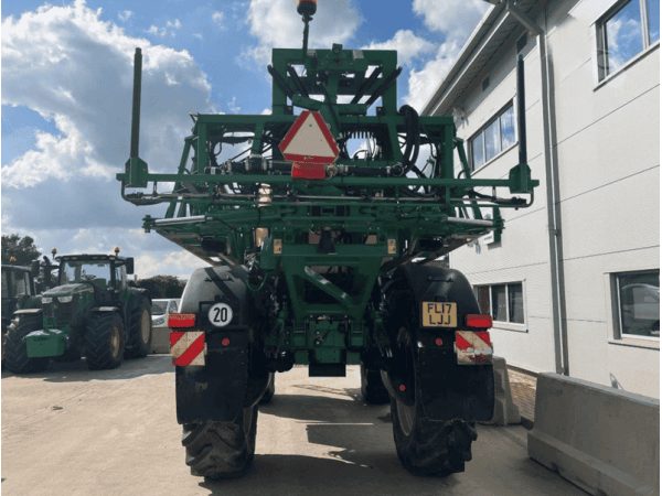 Самохідний обприскувач John Deere r4040i (2017)