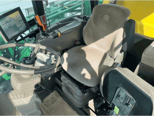 Самохідний обприскувач John Deere r4040i (2017)