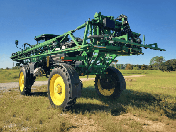 Самохідний обприскувач John Deere R4030 (2017)