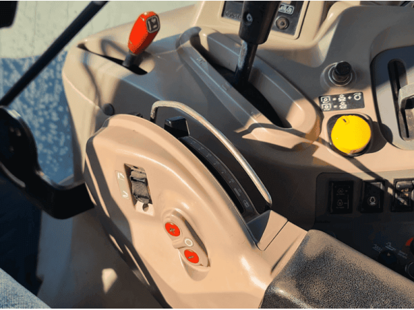 Трактор Kubota M130X (2012)