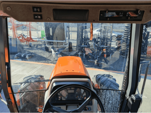 Трактор Kubota M130X (2012)