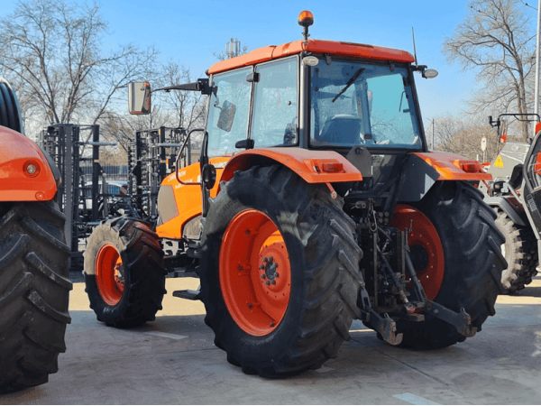 Трактор Kubota M130X (2012)