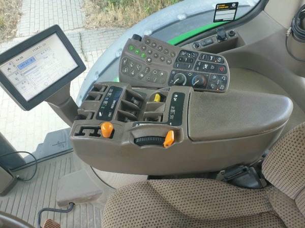 Трактор John Deere 8285R (2013)