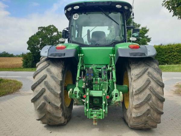Трактор John Deere 8285R (2013)