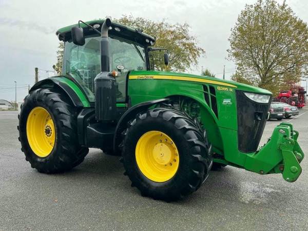 Трактор John Deere 8285R (2013)
