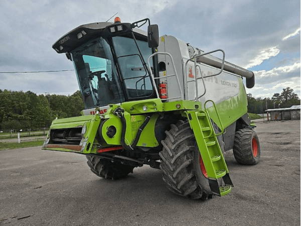 Комбайн Claas Lexion 550 (2007)