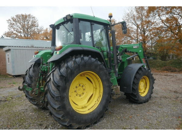 Трактор John Deere 6910S (2001)