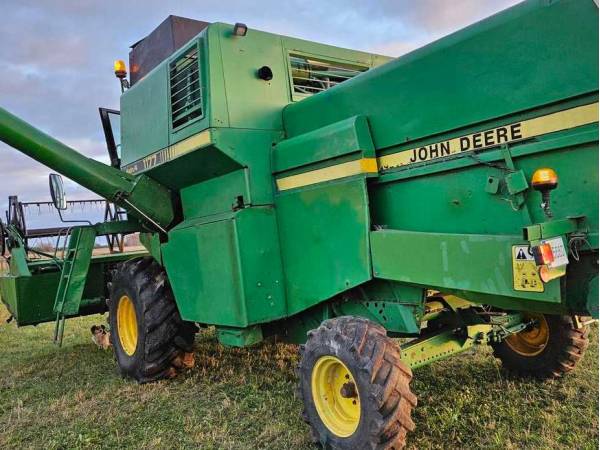 Комбайн John Deere 1177 (1989)