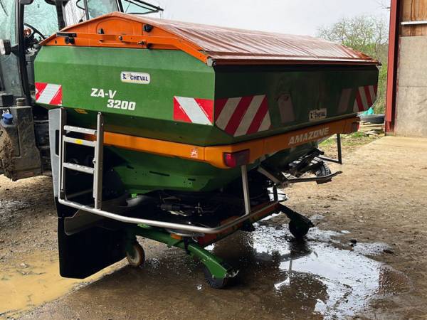 Розкидач добрив Amazone ZA V Profis Tronic 3200 (2016)