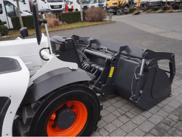 Навантажувач Bobcat T2250 (2011)