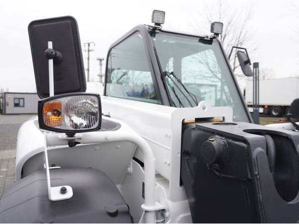Навантажувач Bobcat T2250 (2011)