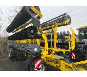 Дисковая борона Bednar Swifterdisc XE 12400