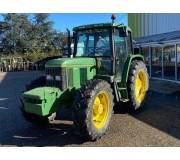 Трактор John Deere 6300
