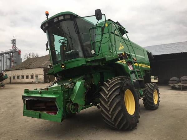 Комбайн John Deere 9780 CTS (2002)