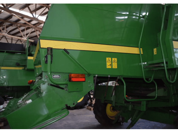 Комбайн John Deere 2066 (1997)