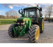 Трактор John Deere 6310