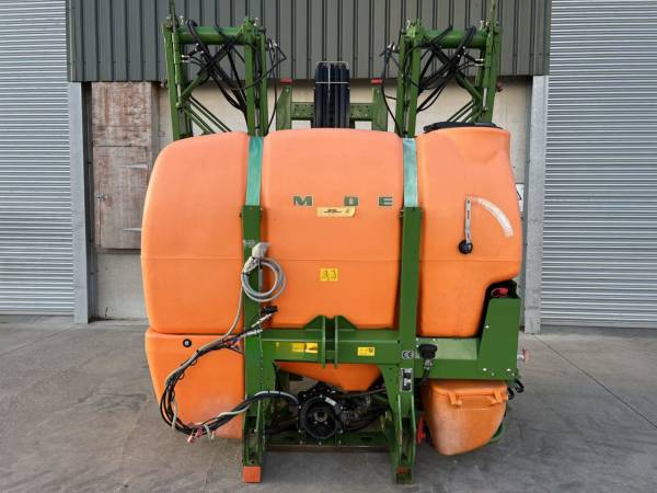 Навесной опрыскиватель Amazone UF 1501 (2011)
