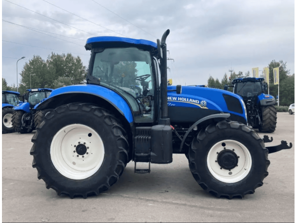 Трактор New Holland T7.210 (2014)