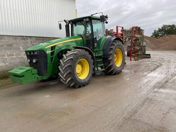 Трактор John Deere 8530 (2008)