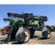 Самоходный опрыскиватель John Deere 4730