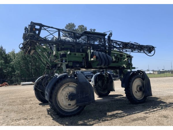 Самоходный опрыскиватель John Deere 4730 (2010)