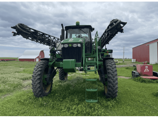 Самохідний обприскувач John Deere 4730 (2008)