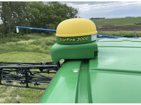 Самохідний обприскувач John Deere 4730 (2008)