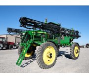 Самохідний обприскувач John Deere 4830