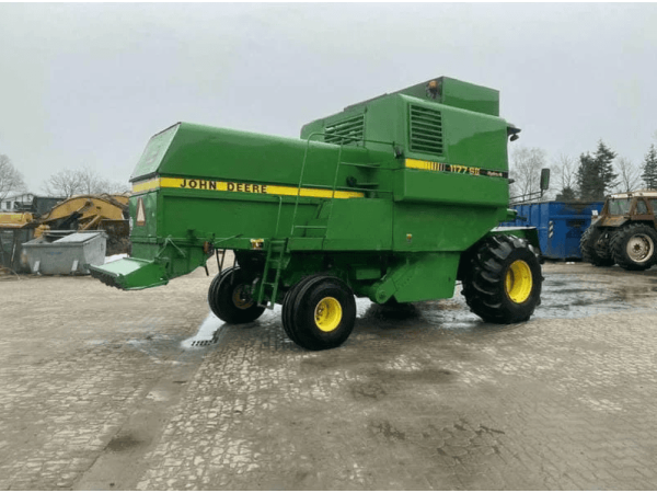 Комбайн John Deere 1177 (1989)