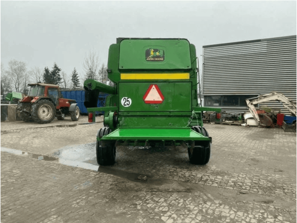 Комбайн John Deere 1177 (1989)