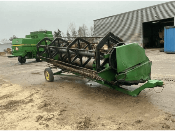Комбайн John Deere 1177 (1989)