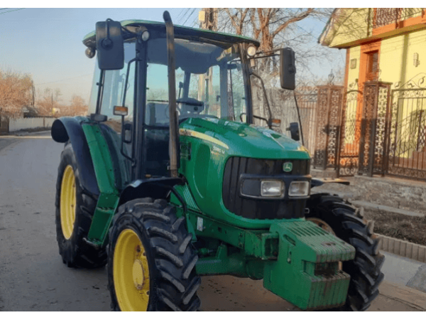 Трактор John Deere 5080M (2012)