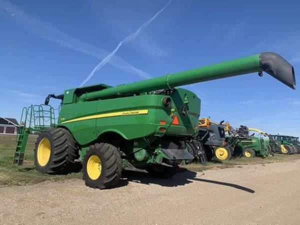 Комбайн John Deere S770 (2021)