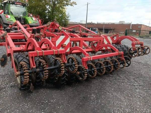 Глубокорыхлитель Case IH Tiger 4 AS (2003)