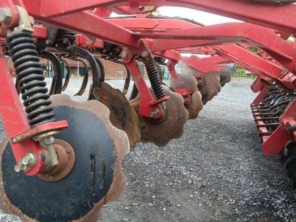Глубокорыхлитель Case IH Tiger 4 AS (2003)