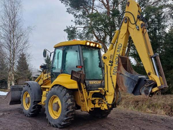 Екскаватор New Holland LB115 (2002)