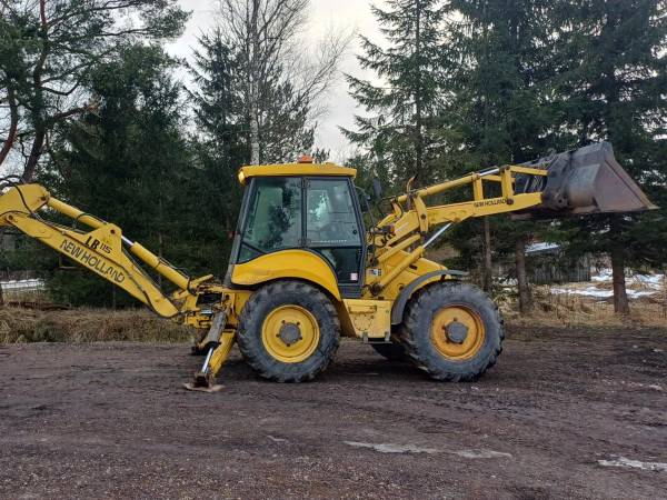 Екскаватор New Holland LB115 (2002)