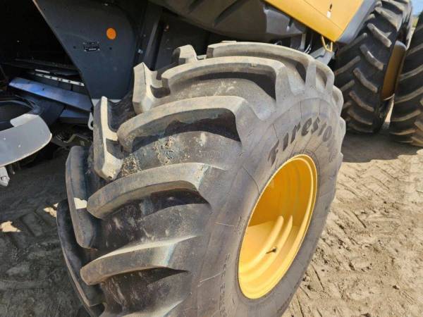 Комбайн Cat Lexion 570R (2009)