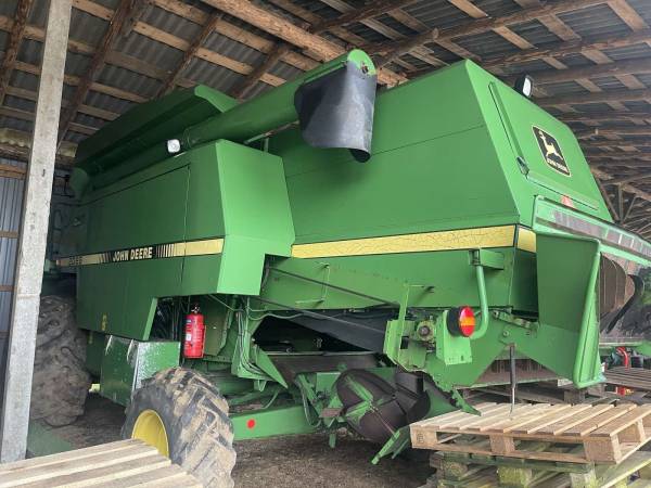 Комбайн John Deere 2064 (1996)