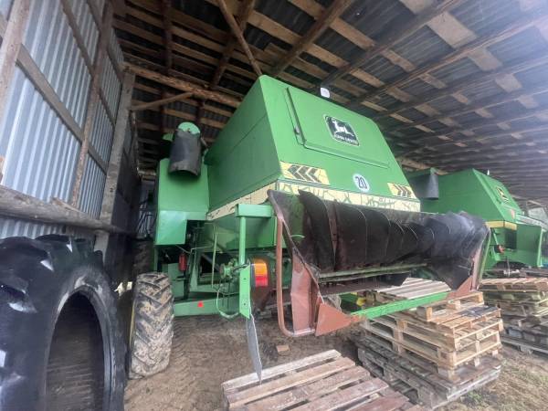 Комбайн John Deere 2064 (1996)