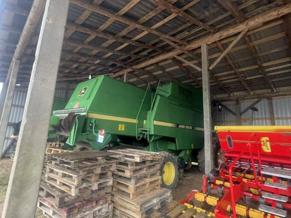 Комбайн John Deere 2064 (1996)